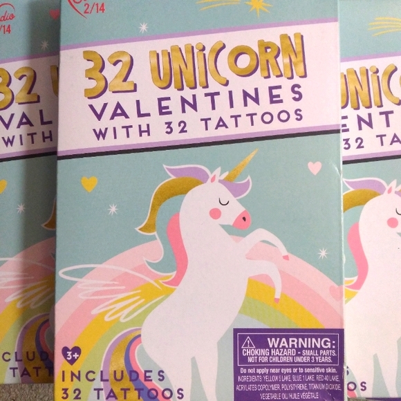 NIB 🦄 32 Unicorn Valentine's - Picture 1 of 9